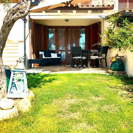 Appartamento Lu Fraili San Teodoro  Exterior foto