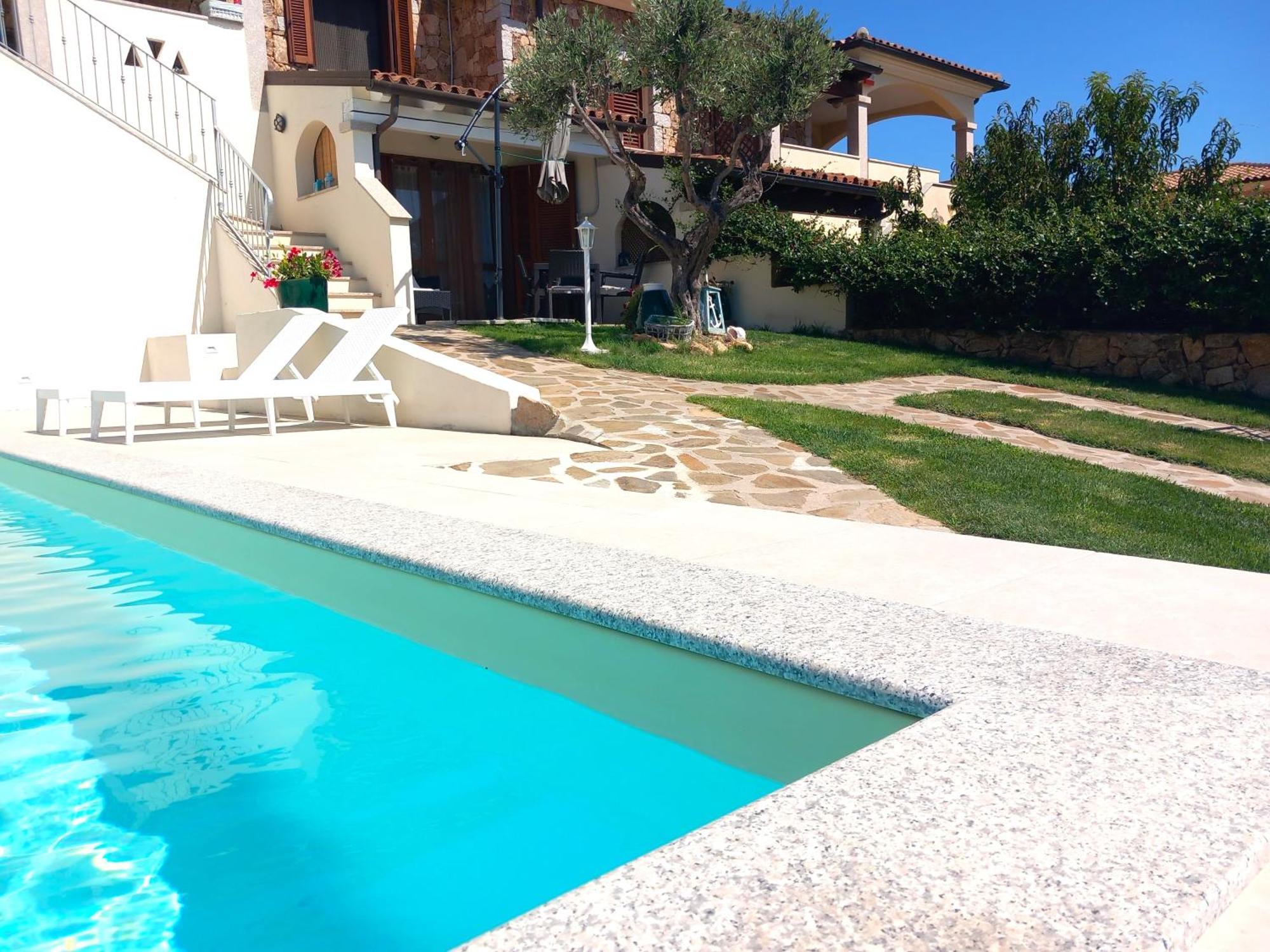 Appartamento Lu Fraili San Teodoro  Exterior foto